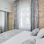 Sleep Split Guest house 4*
