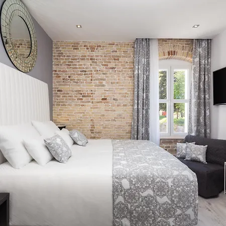 בית הארחה Sleep ספליט